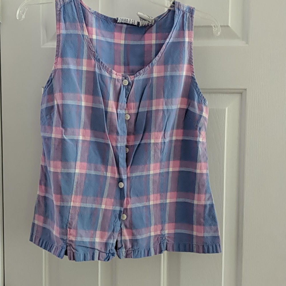 Sleeveless button down plaid shirt